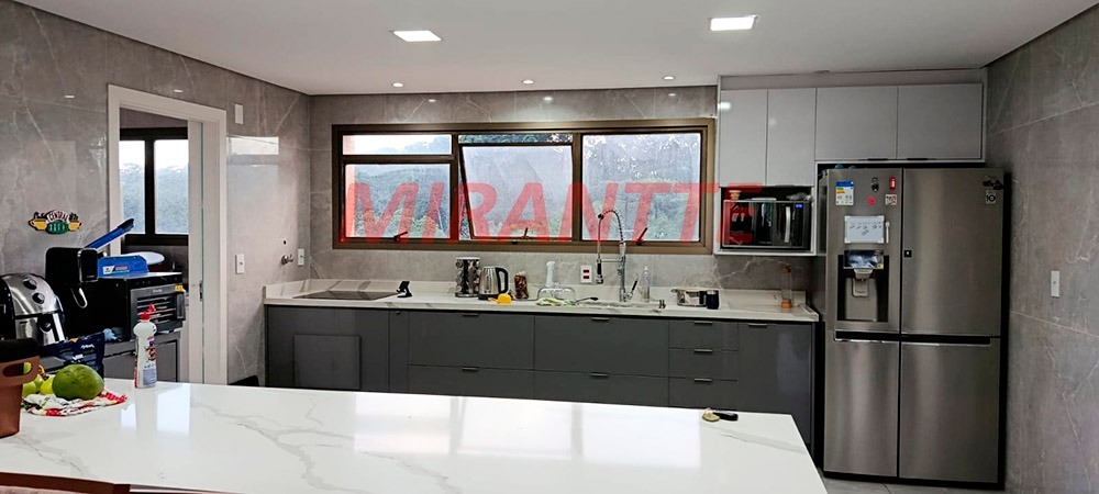 Apartamento de 170m² com 3 quartos em Jardim Floresta