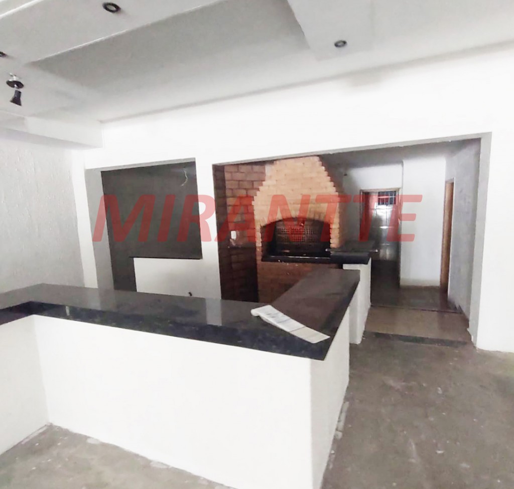 Comercial de 300m² em Pari