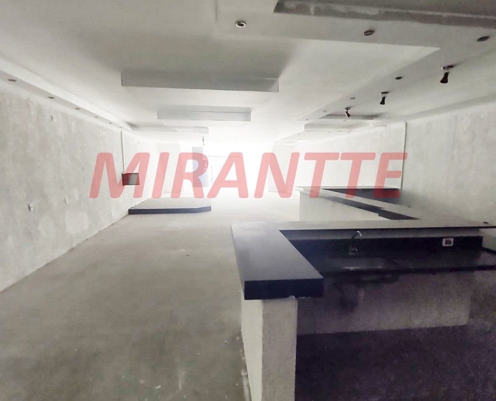 Comercial de 300m² em Pari