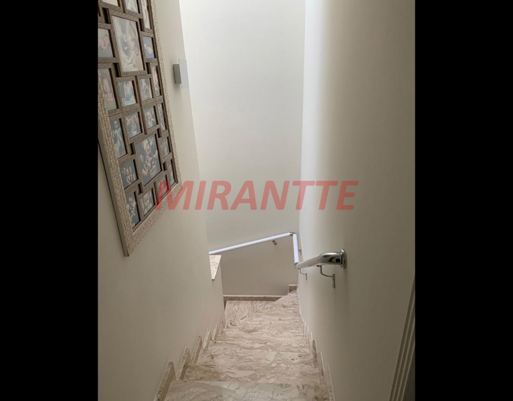 Sobrado de 200m² com 3 quartos em Jardim São Paulo