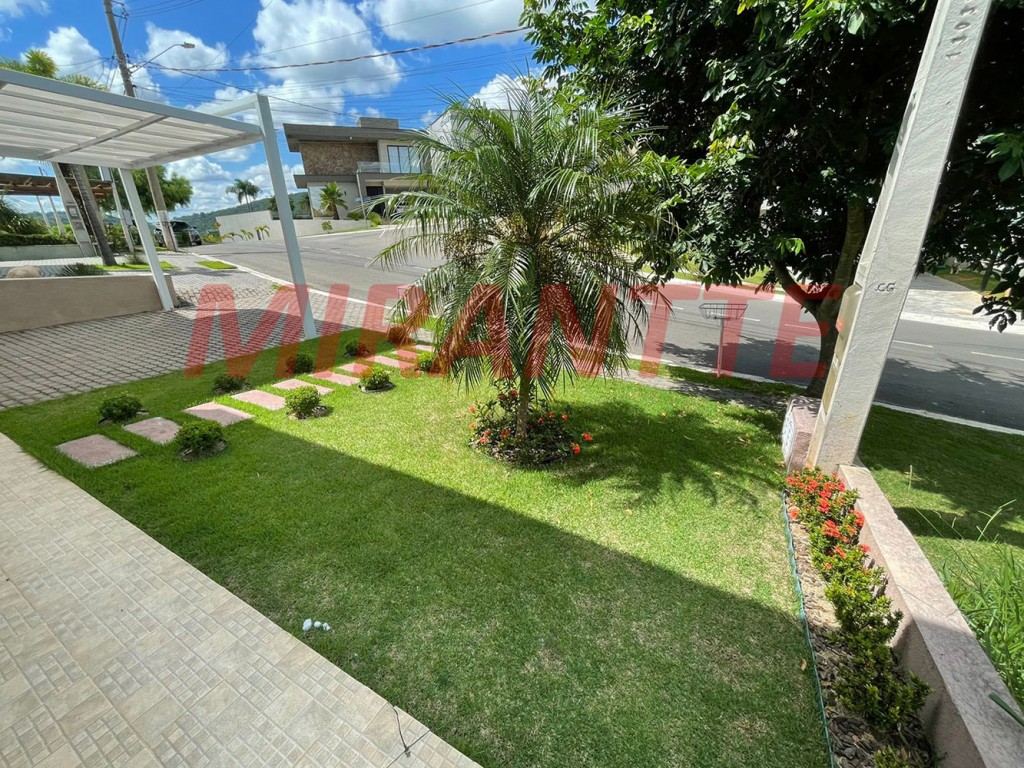 Casa terrea de 130m² com 3 quartos em Rio Abaixo