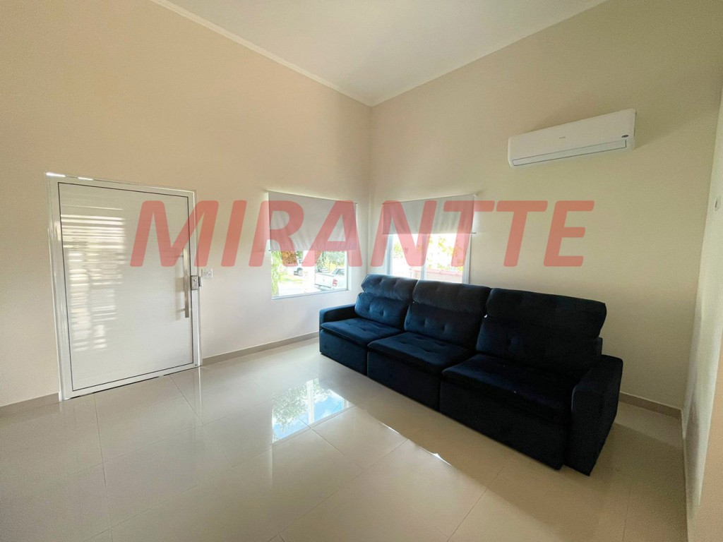 Casa terrea de 130m² com 3 quartos em Rio Abaixo