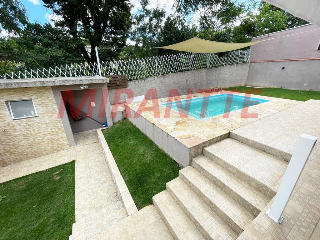 Casa terrea de 130m² com 3 quartos em Rio Abaixo