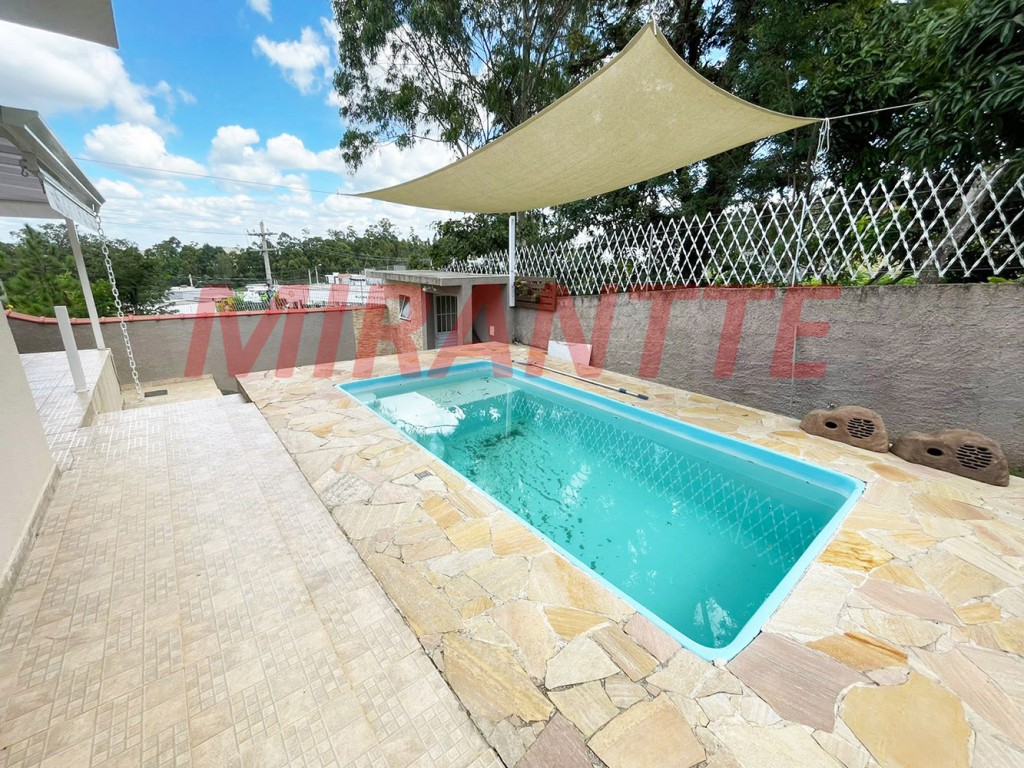 Casa terrea de 130m² com 3 quartos em Rio Abaixo