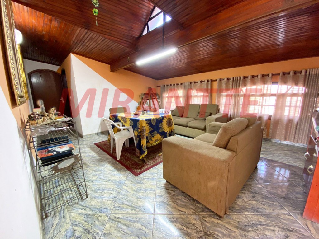 Sobrado de 343m² com 4 quartos em Jardim City