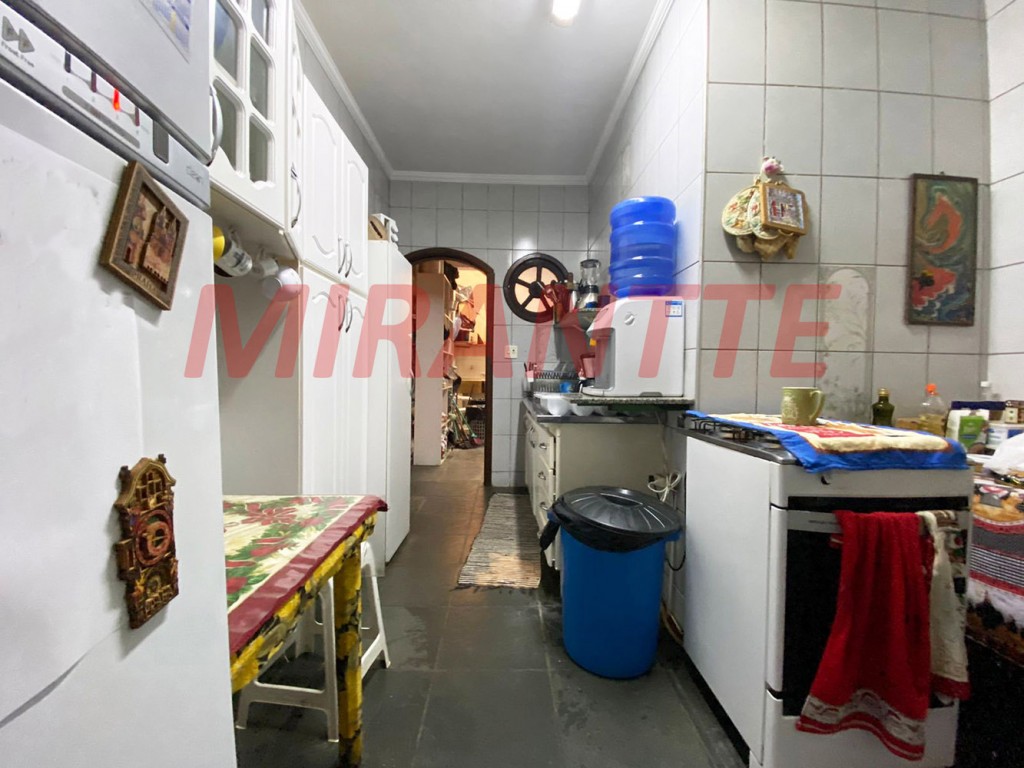 Sobrado de 343m² com 4 quartos em Jardim City