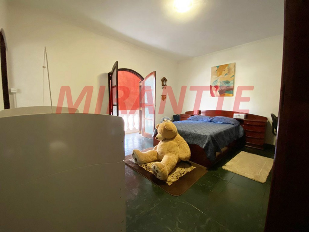 Sobrado de 343m² com 4 quartos em Jardim City