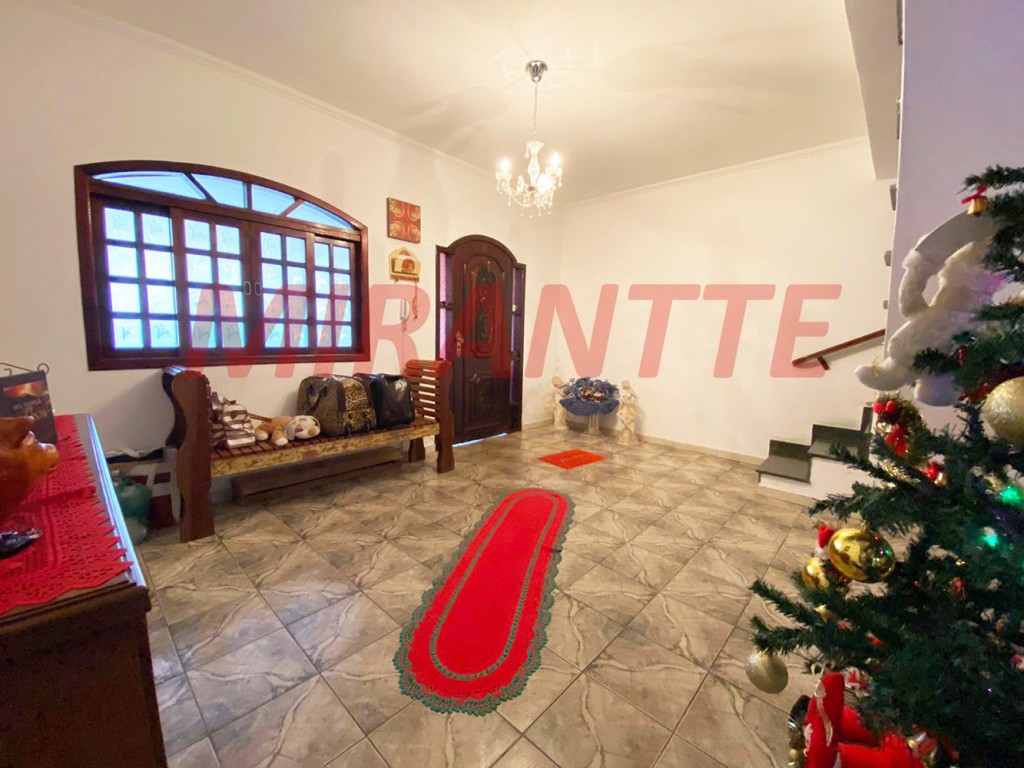 Sobrado de 343m² com 4 quartos em Jardim City