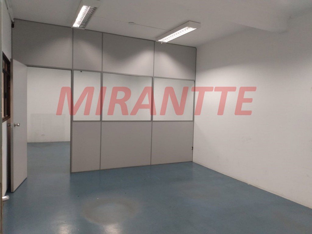 Comercial de 490m² em Saúde