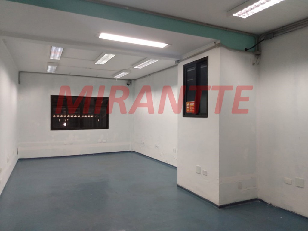 Comercial de 490m² em Saúde