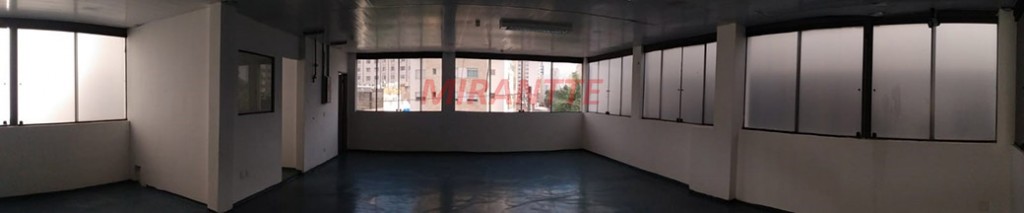 Comercial de 490m² em Saúde