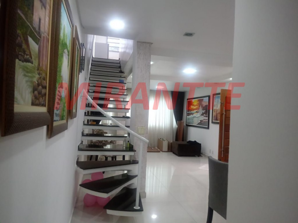 Sobrado de 185m² com 3 quartos em Vila Maria Alta