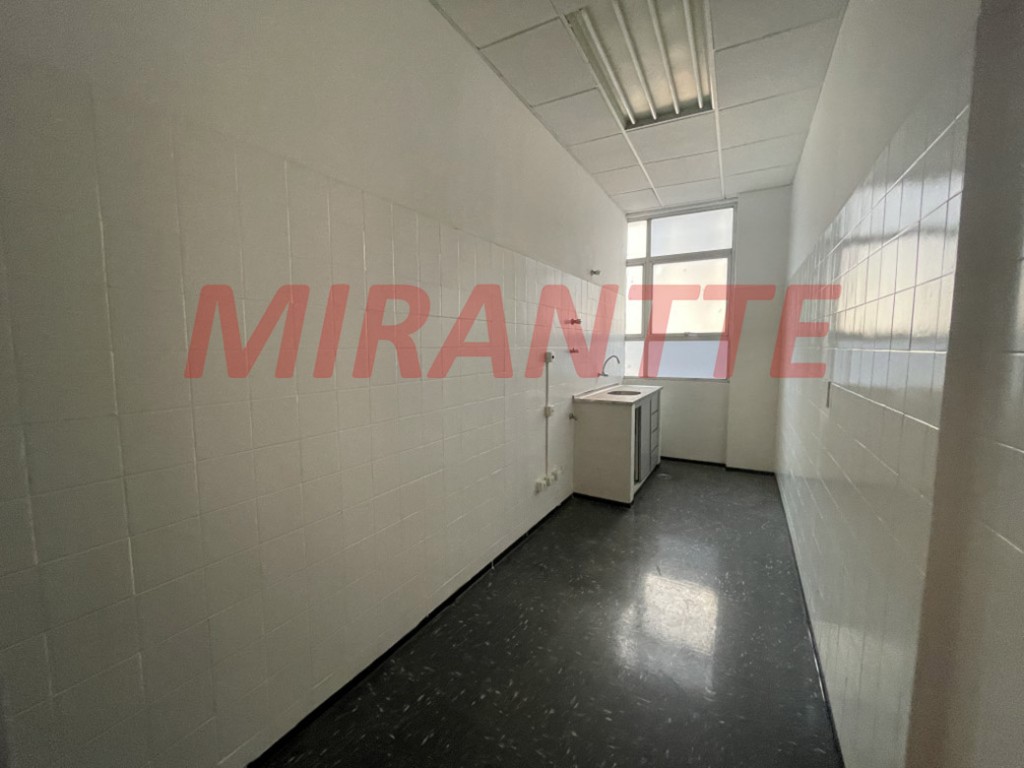 Comercial de 2700m² em Jardim Laranjeiras