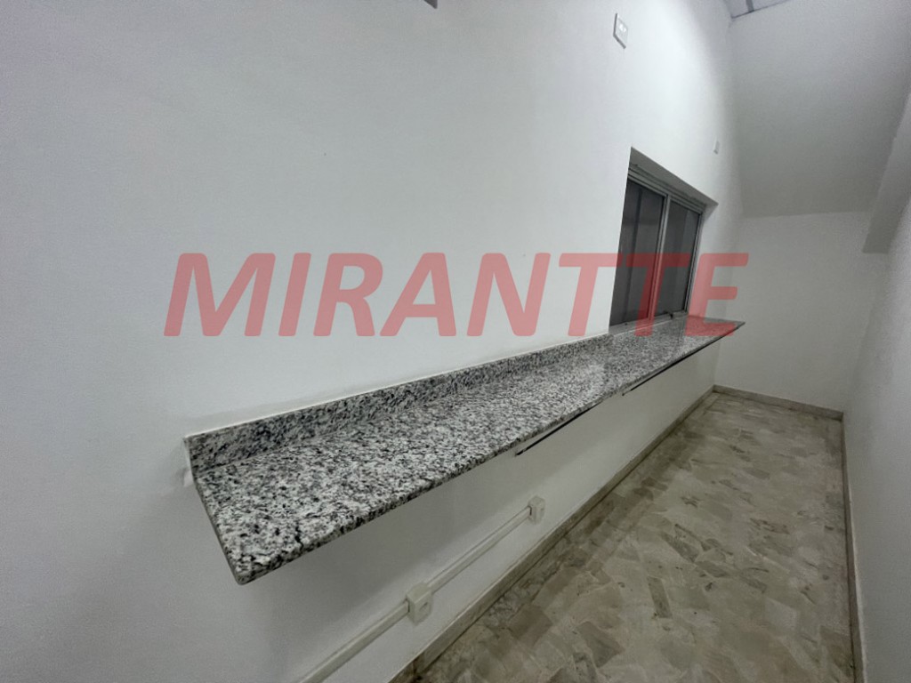Comercial de 2700m² em Jardim Laranjeiras