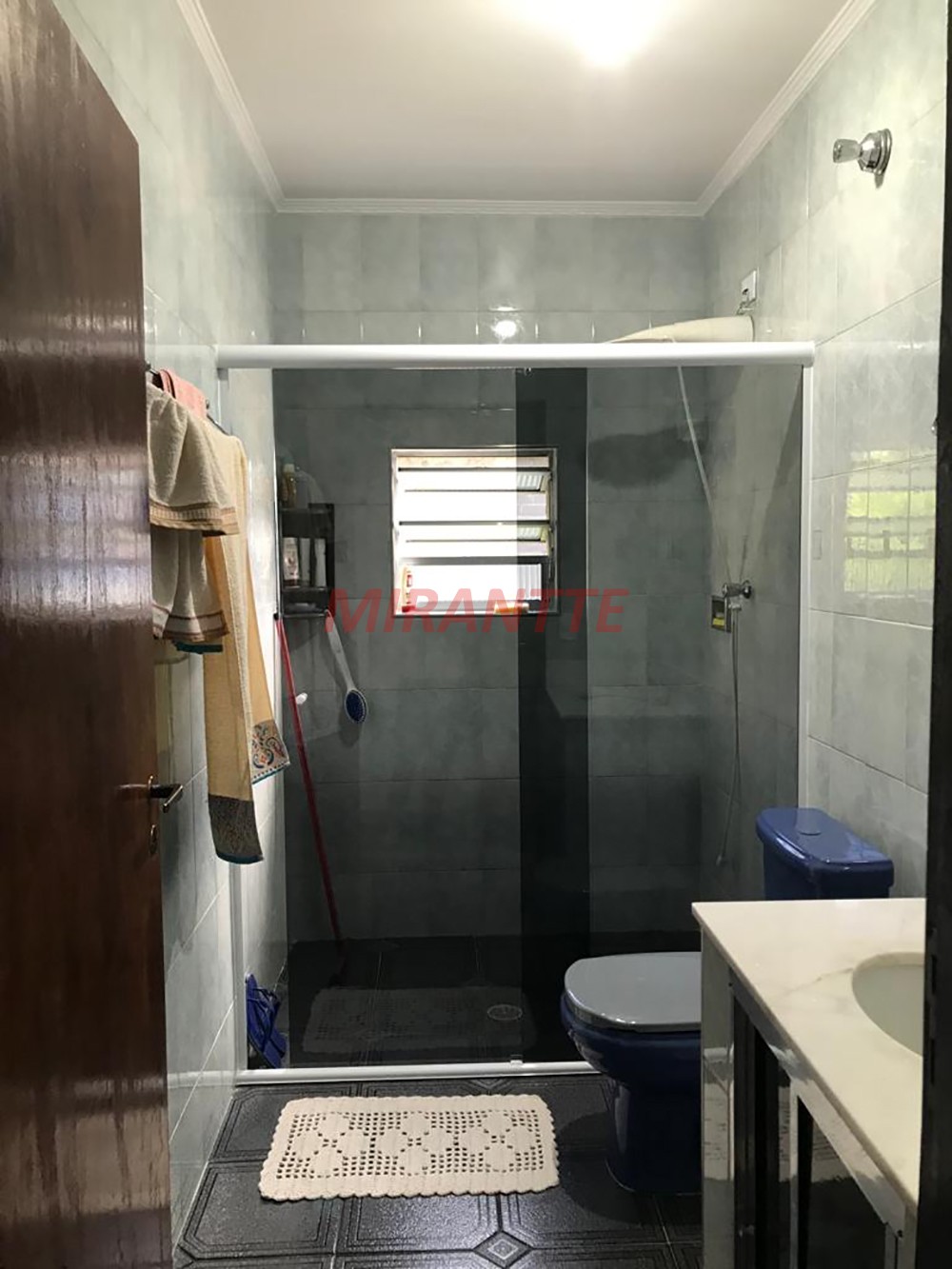 Sobrado de 266m² com 4 quartos em Vila Amalia