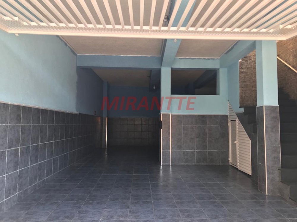 Sobrado de 266m² com 4 quartos em Vila Amalia