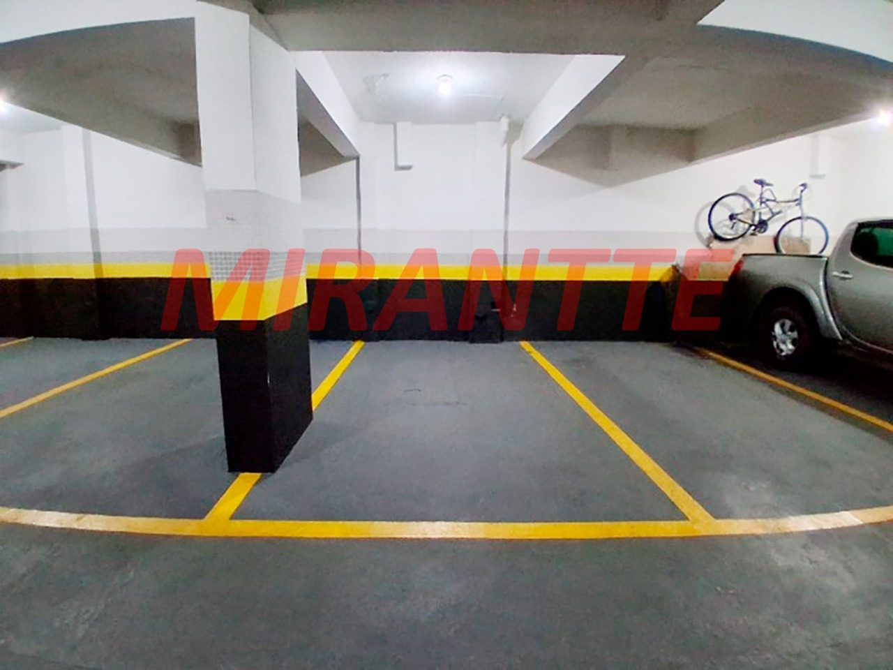 Apartamento de 200m² com 3 quartos em Santana