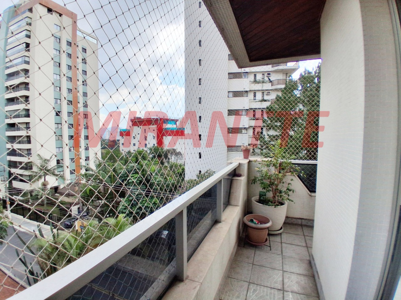 Apartamento de 200m² com 3 quartos em Santana