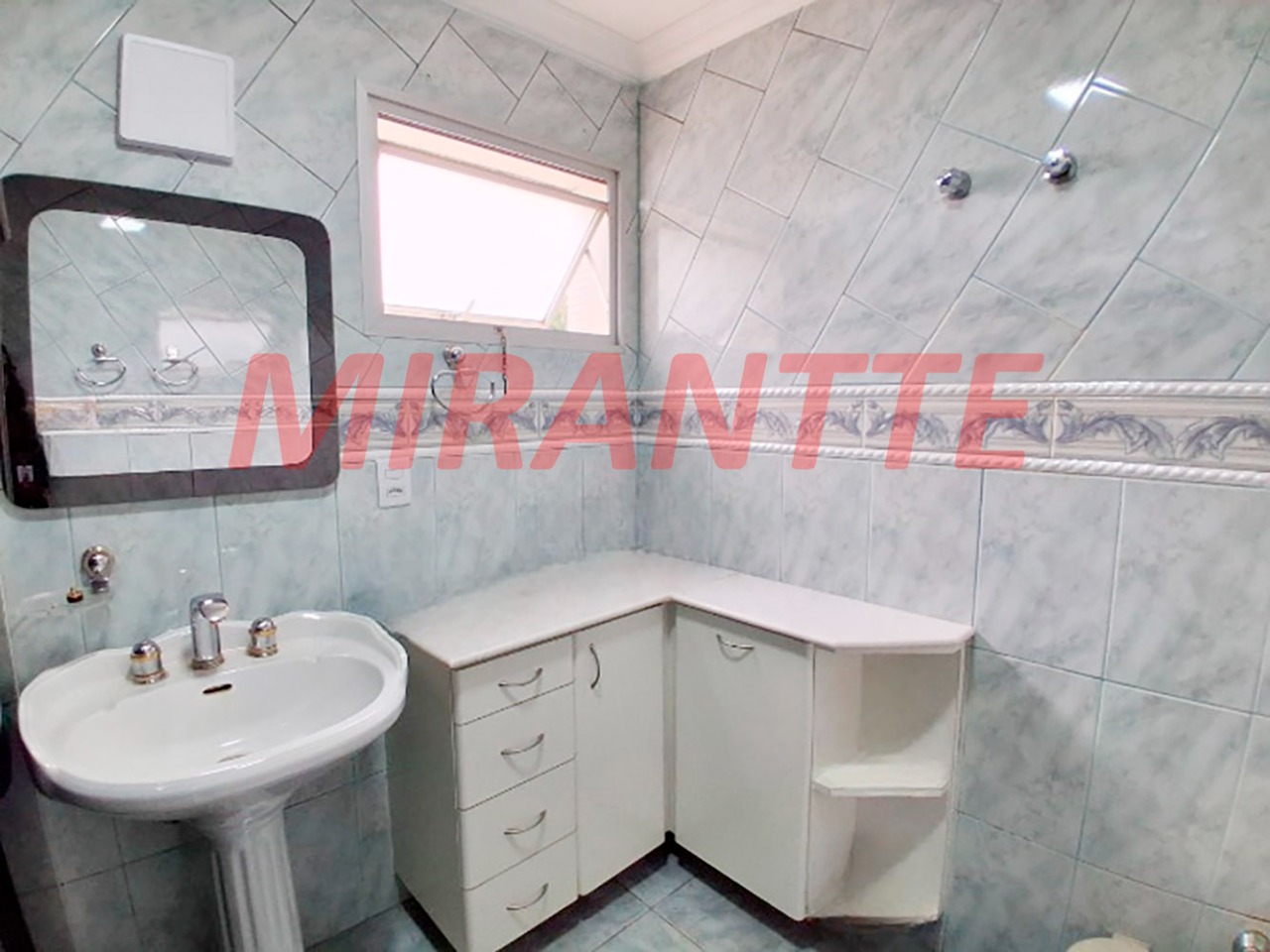 Apartamento de 200m² com 3 quartos em Santana