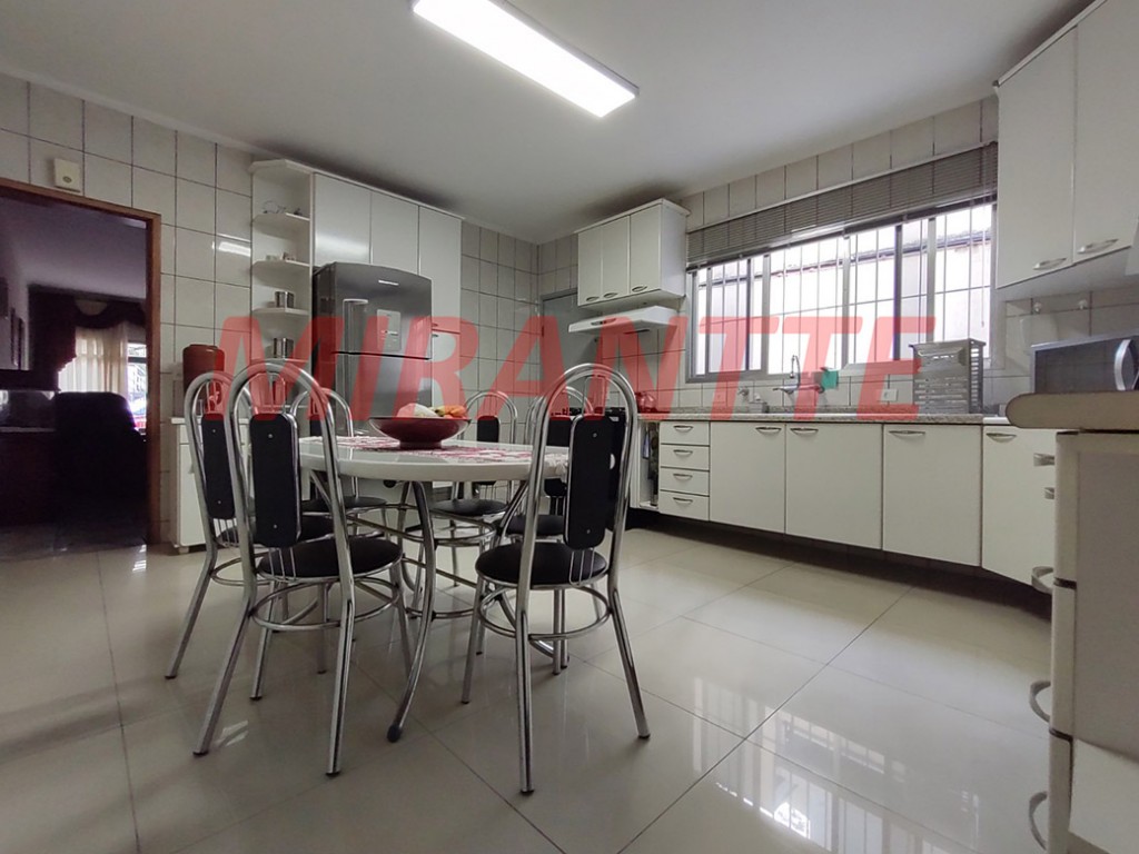 Casa terrea de 126m² com 6 quartos em Jardim São Paulo