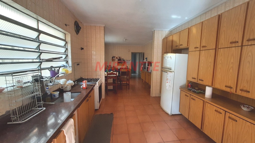 Sobrado de 172m² com 3 quartos em Vila Gustavo