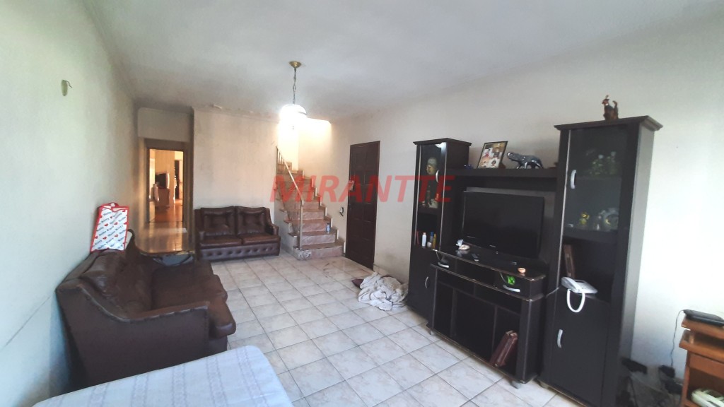 Sobrado de 172m² com 3 quartos em Vila Gustavo