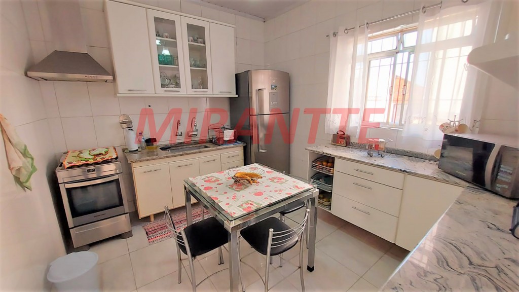 Casa terrea de 125m² com 4 quartos em Vila Mazzei