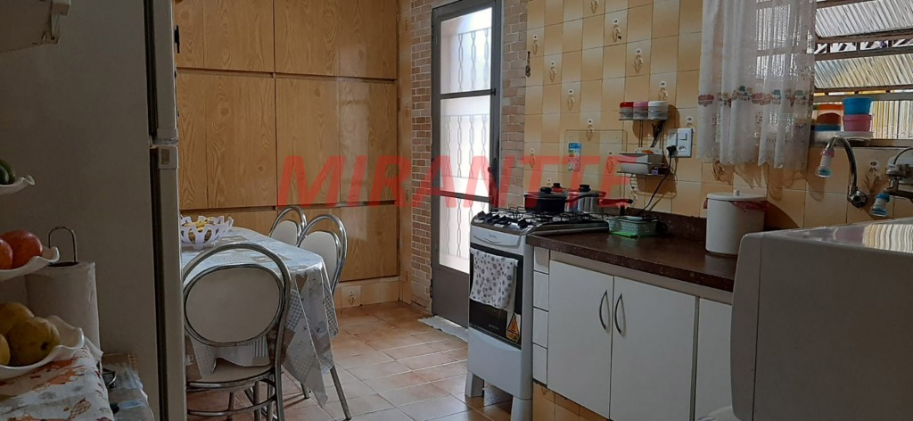 Sobrado de 175m² com 3 quartos em Tremembe