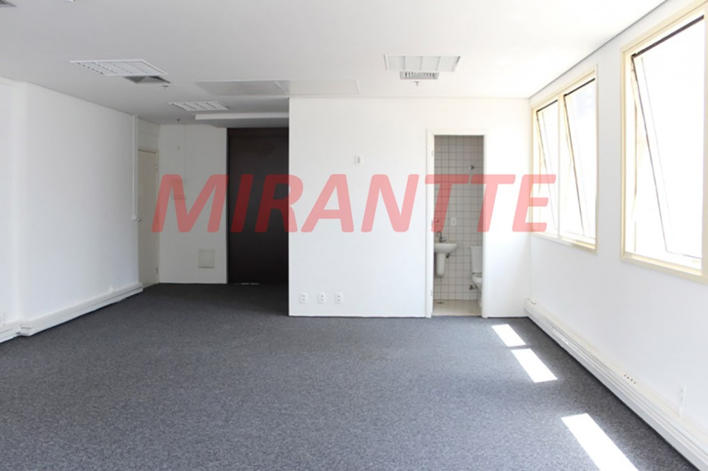 Comercial de 150m² em Bela Vista