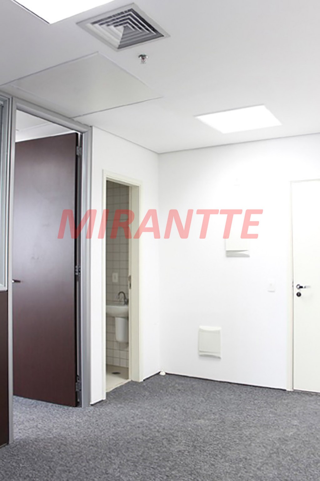Comercial de 150m² em Bela Vista