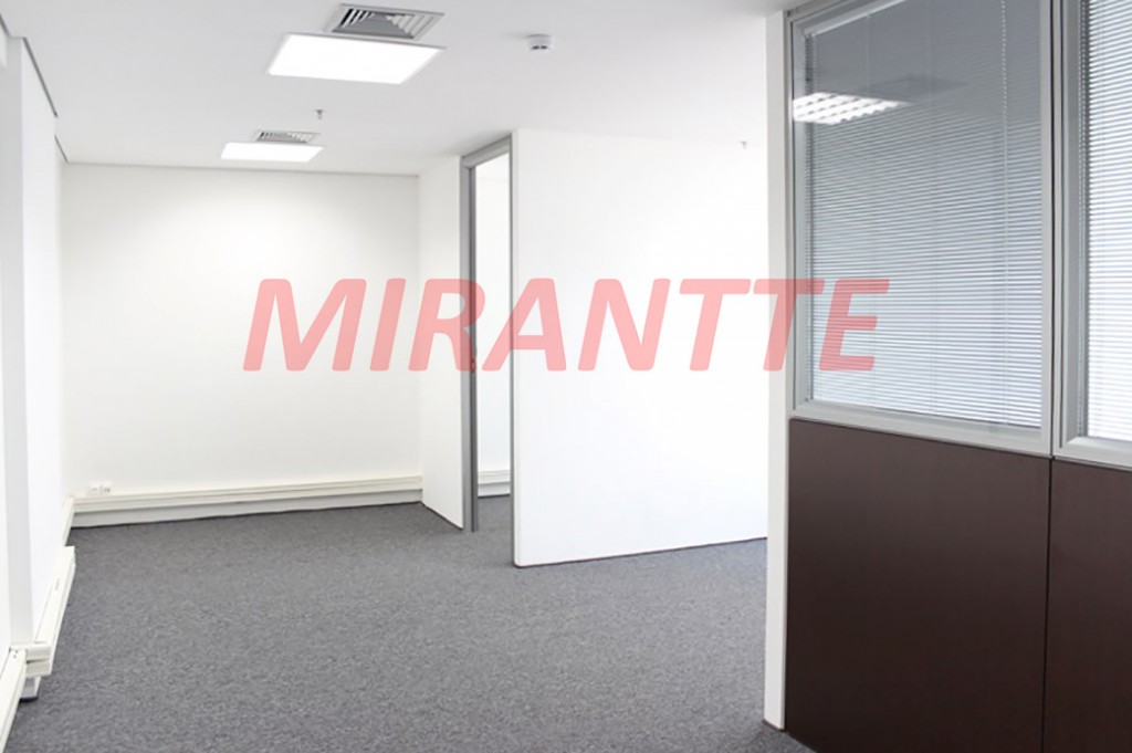 Comercial de 150m² em Bela Vista