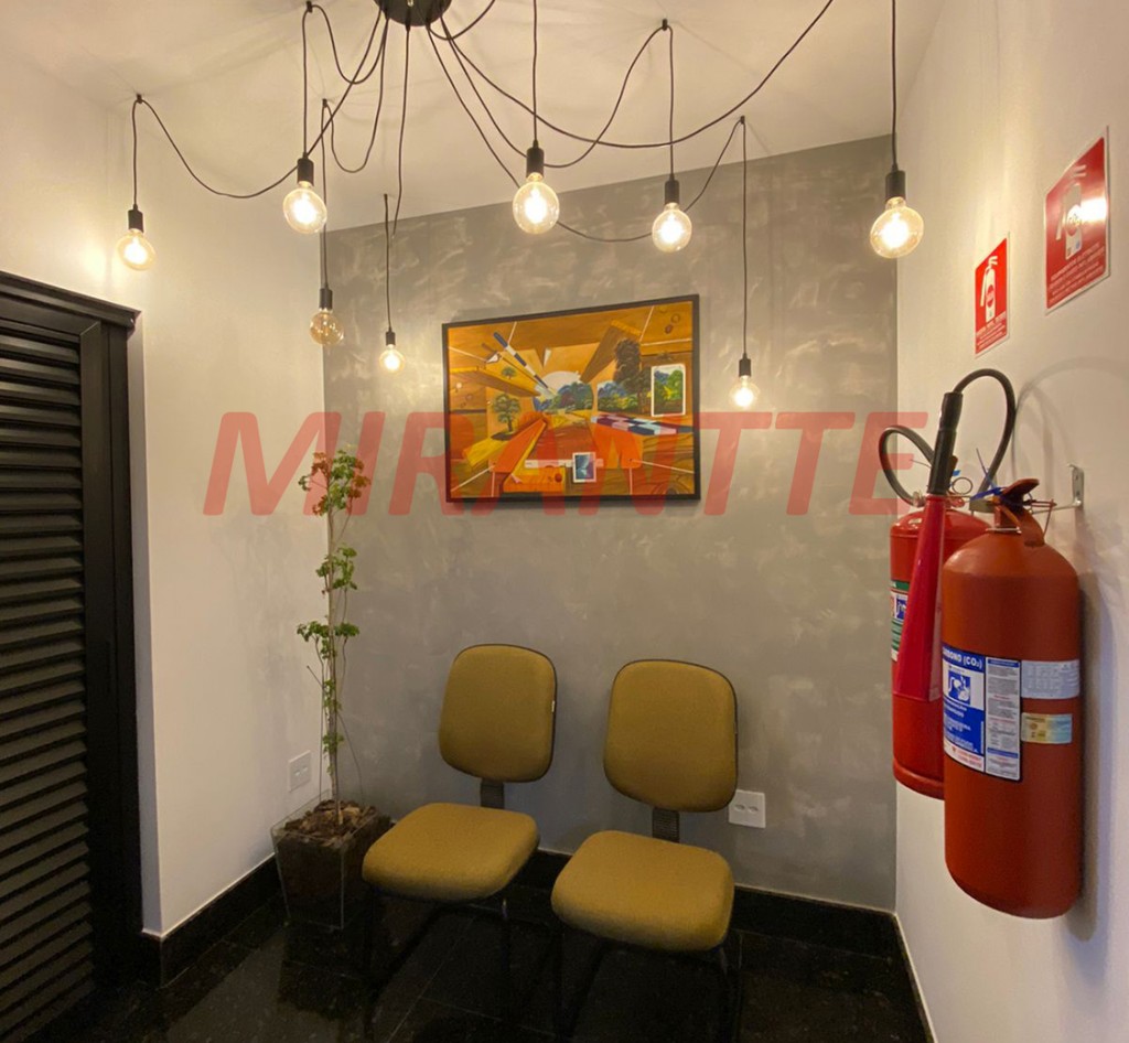 Comercial de 450m² em Vila Ede