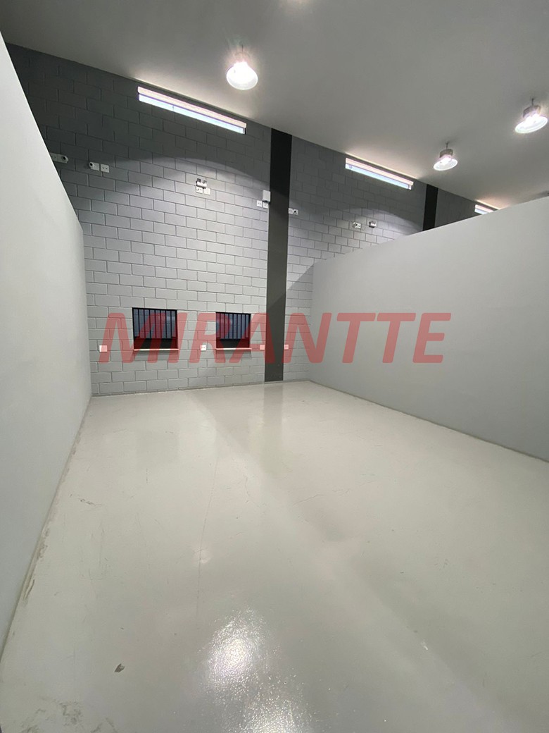 Comercial de 450m² em Vila Ede