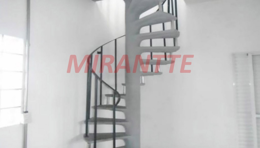 Comercial de 300m² em Parque Edu Chaves