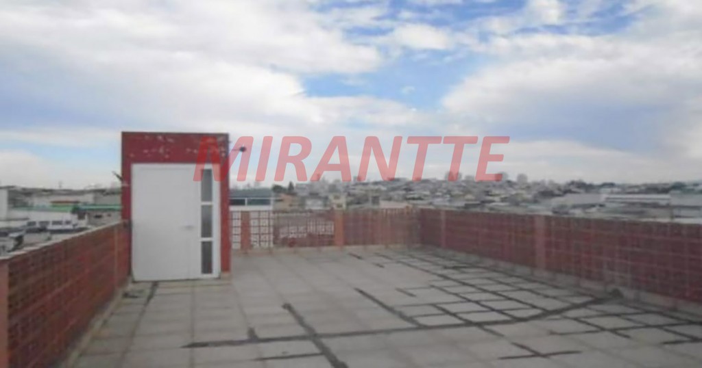 Comercial de 300m² em Parque Edu Chaves