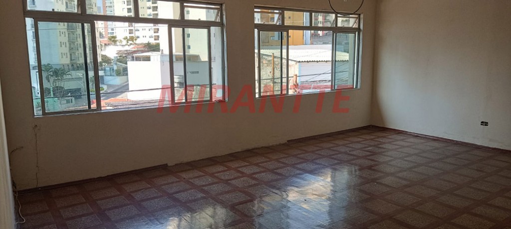 Sobrado de 160m² com 4 quartos em Santa Terezinha