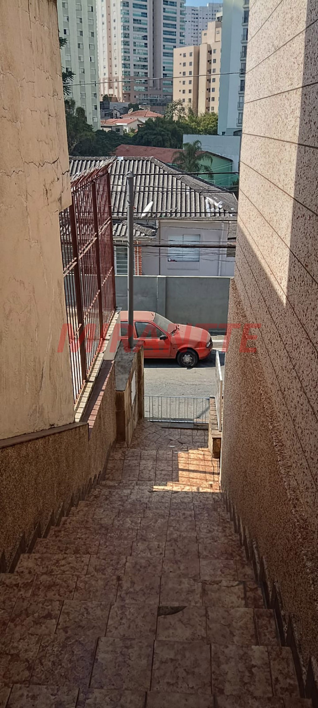 Sobrado de 160m² com 4 quartos em Santa Terezinha