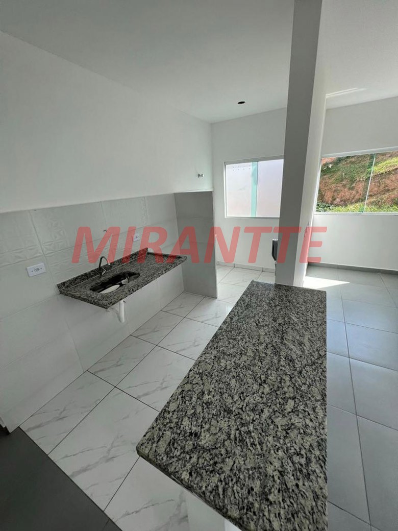 Apartamento de 44m² com 2 quartos em Vila Guaca