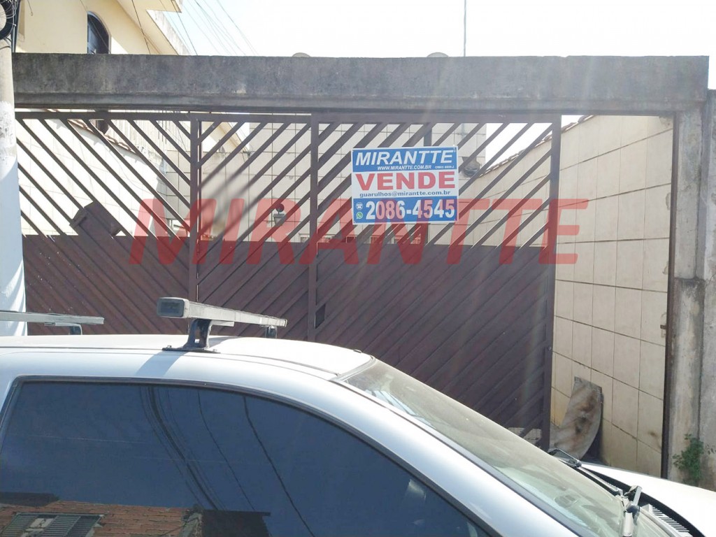Casa terrea de 120m² com 2 quartos em Vila Nova Carolina
