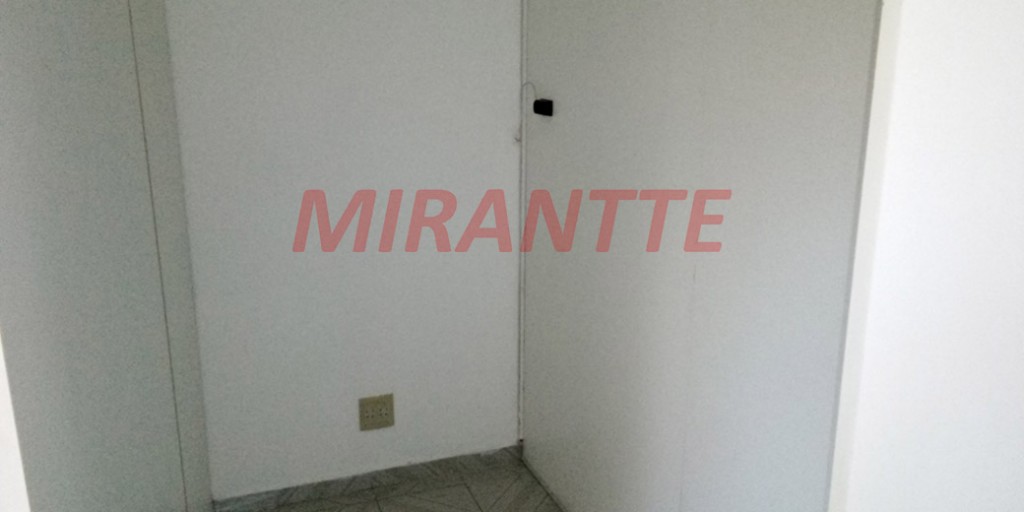 Comercial de 60m² em Santana