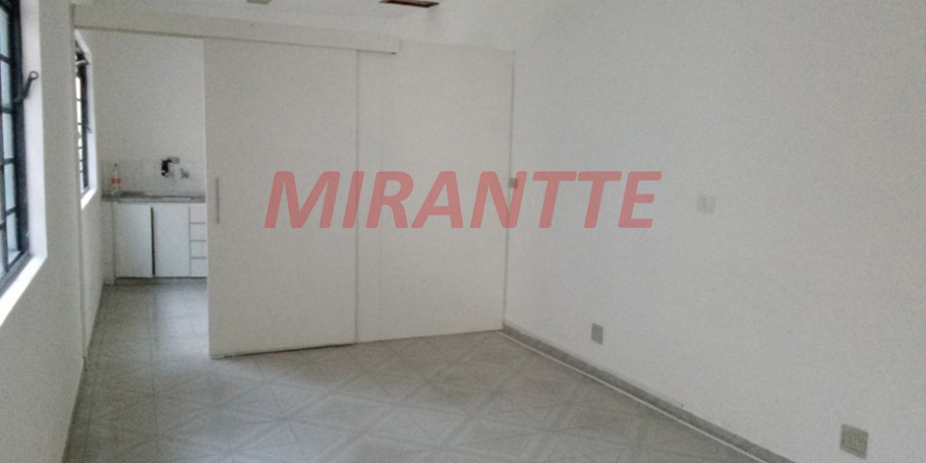 Comercial de 60m² em Santana