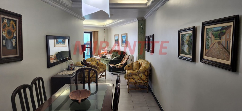 Apartamento de 126m² com 3 quartos em CENTRO