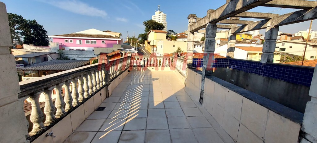 Sobrado de 450m² com 5 quartos em Santa Teresinha
