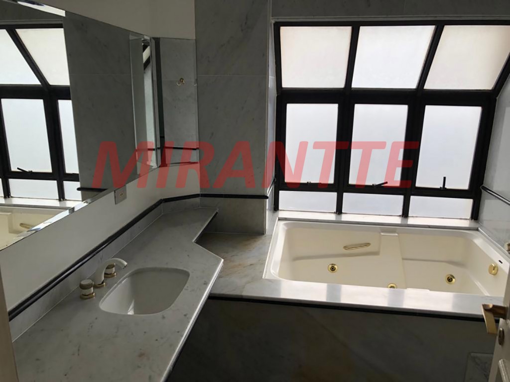 Apartamento de 274m² com 4 quartos em Santana