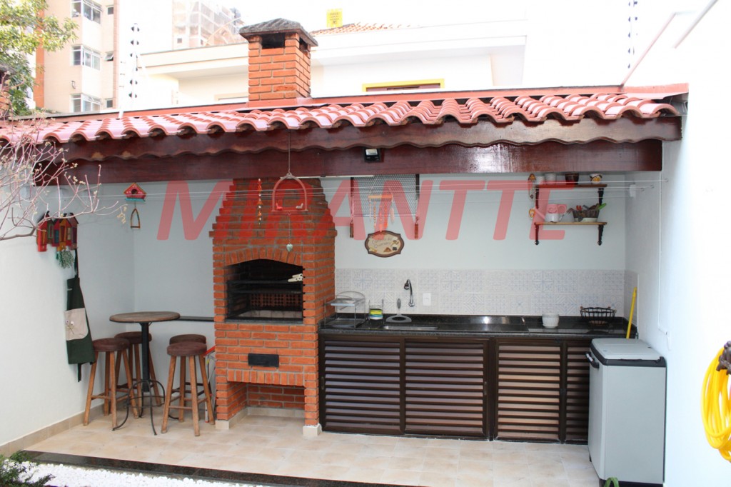 Sobrado de 162m² com 3 quartos em Vila Mazzei