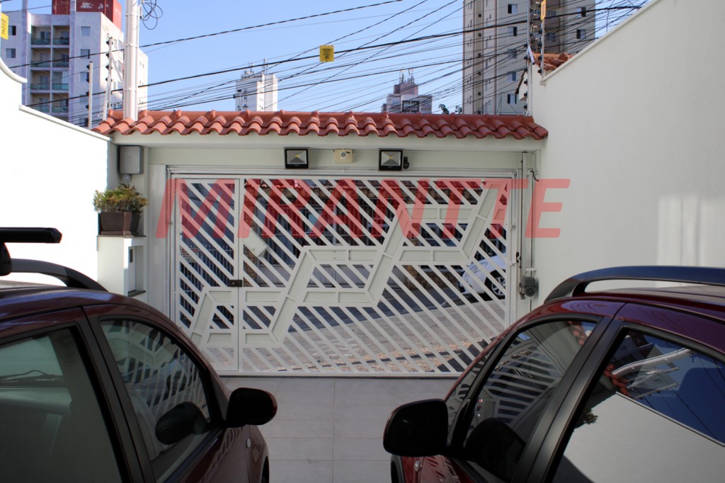 Sobrado de 162m² com 3 quartos em Vila Mazzei