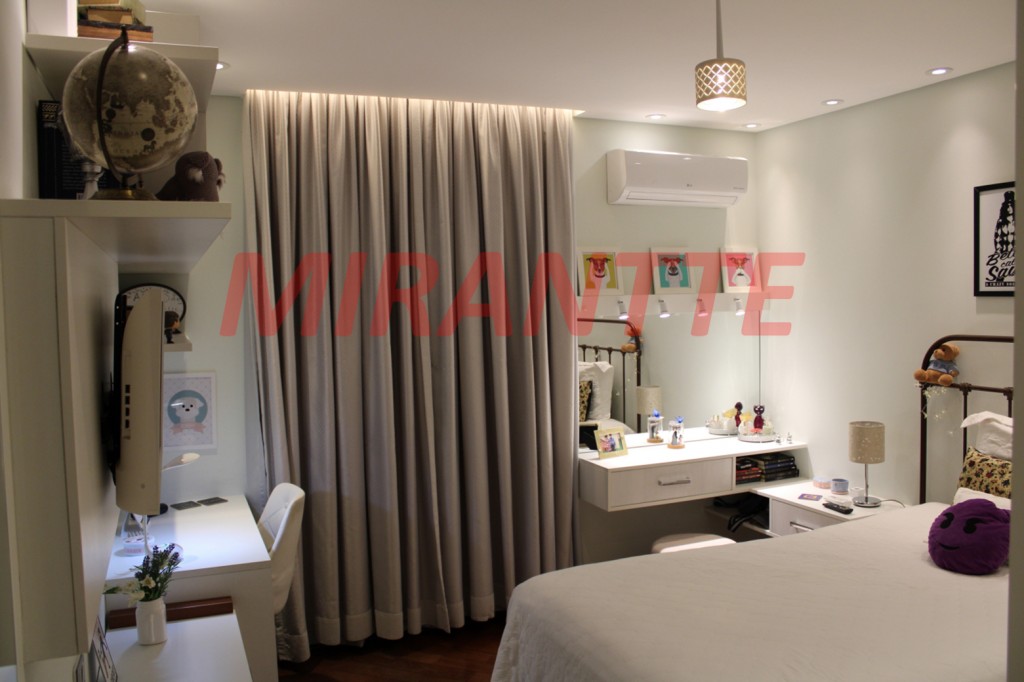 Sobrado de 162m² com 3 quartos em Vila Mazzei