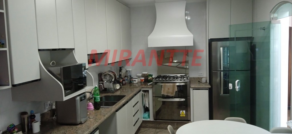 Sobrado de 500m² em Vila Irmaos Arnoni