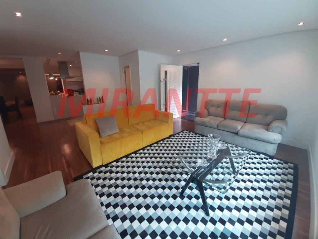 Sobrado de 390m² com 4 quartos em Jardim França