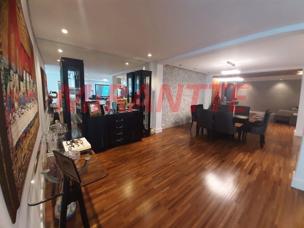 Sobrado de 390m² com 4 quartos em Jardim França